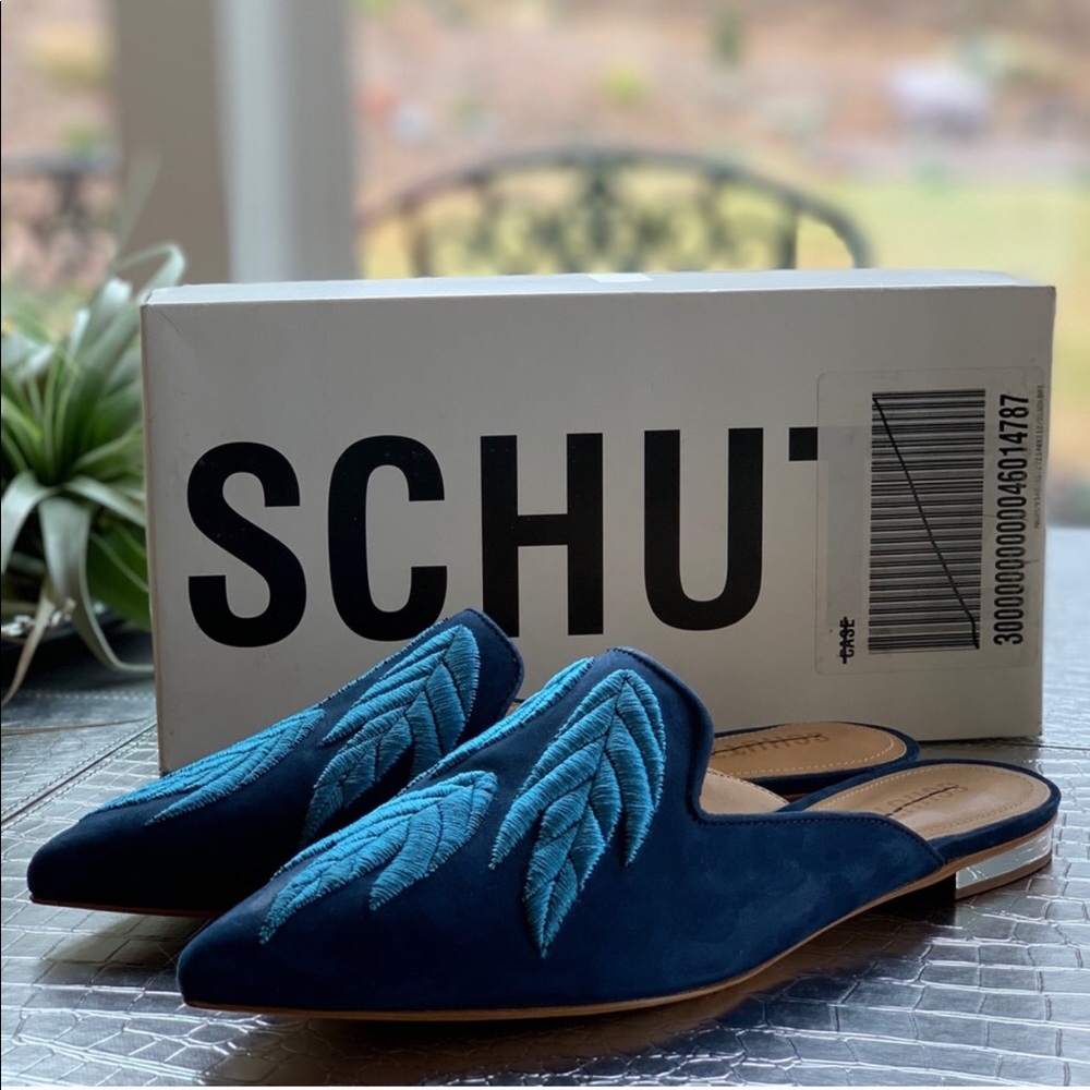 🧵 Schutz Embroidered Mules